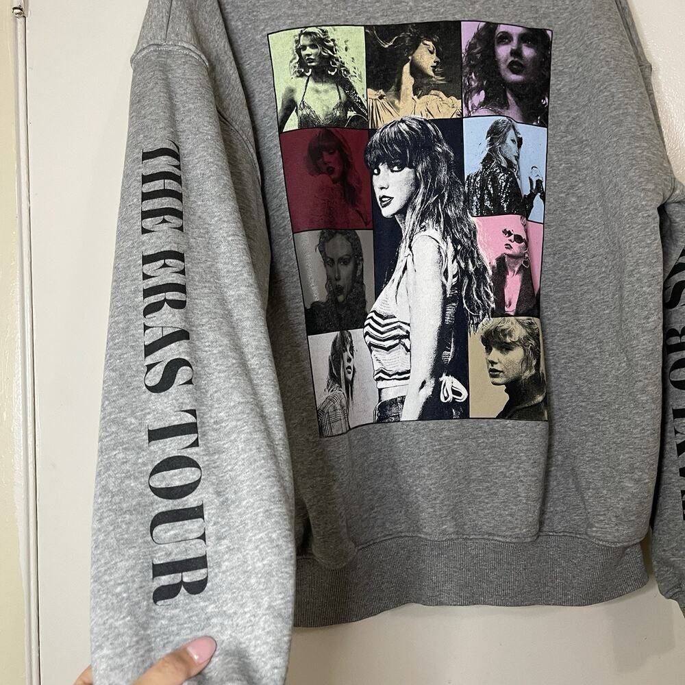 Taylor Swift The Eras Tour 1/4 Zip Sweatshirt Gray long sleeve Official Merc XS - Picture 6 of 7